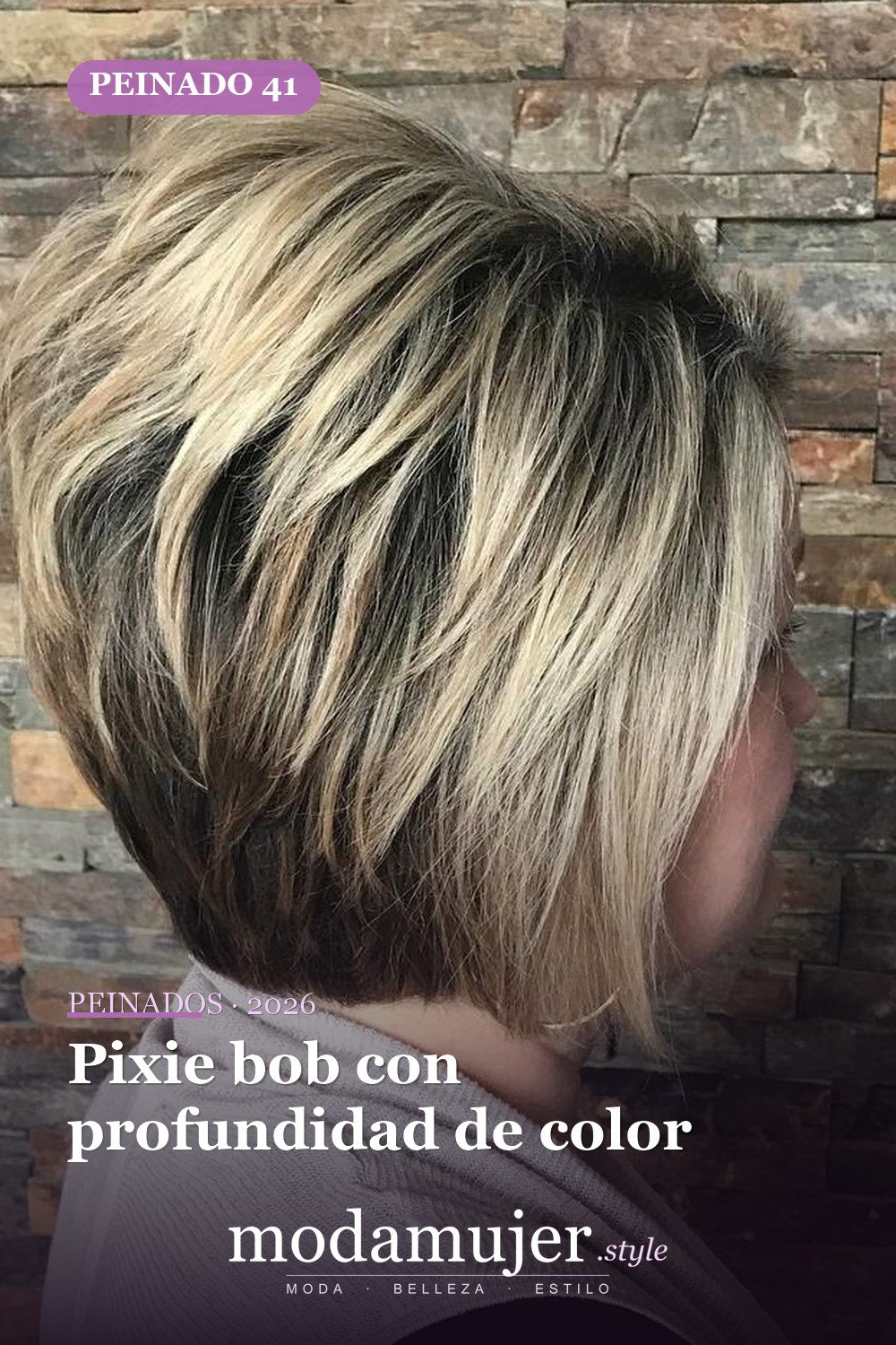 Pixie bob con profundidad de color — 50 bobs apilados y cortes de pelo escalonados que querrás probar