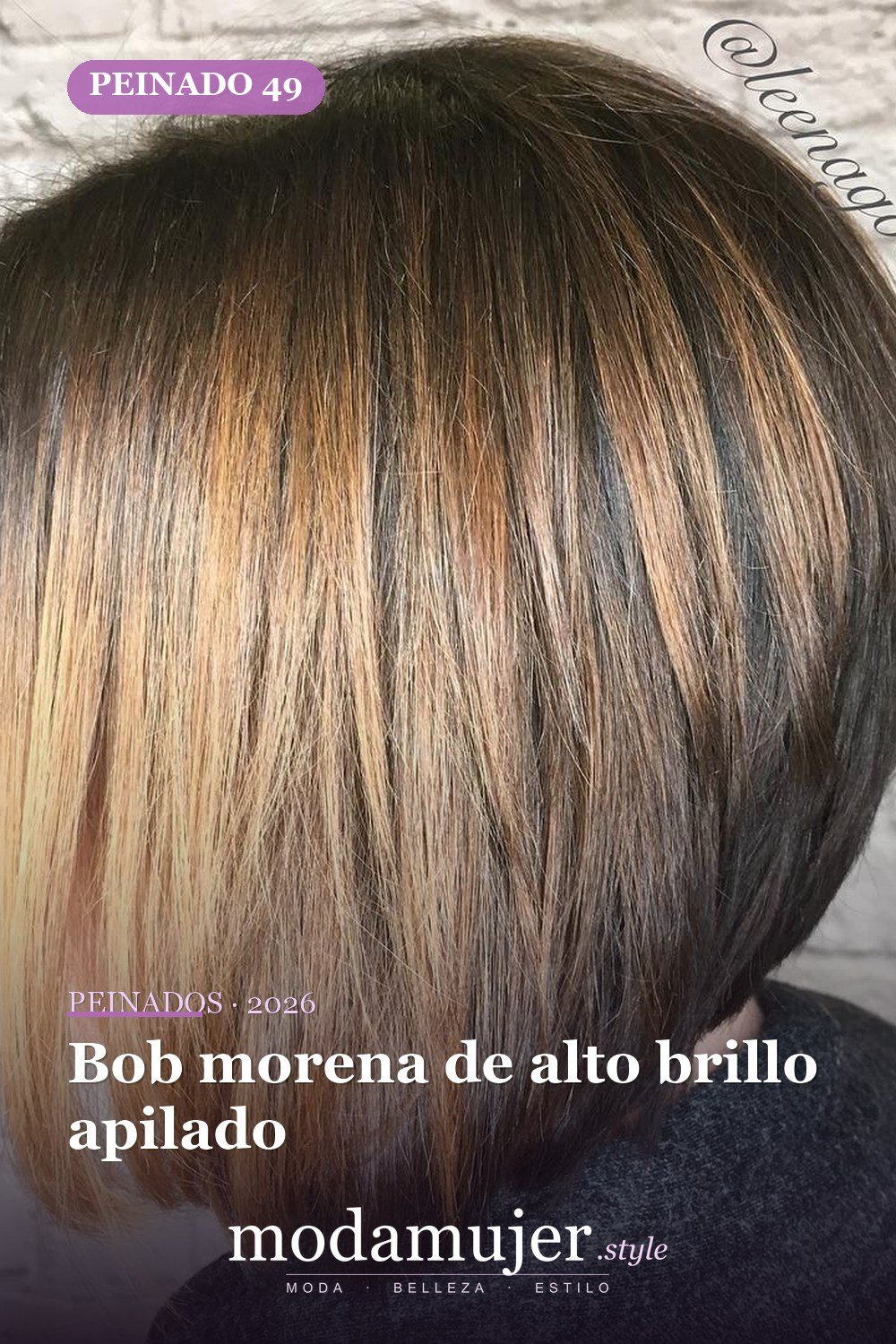 Bob morena de alto brillo apilado — 50 bobs apilados y cortes de pelo escalonados que querrás probar