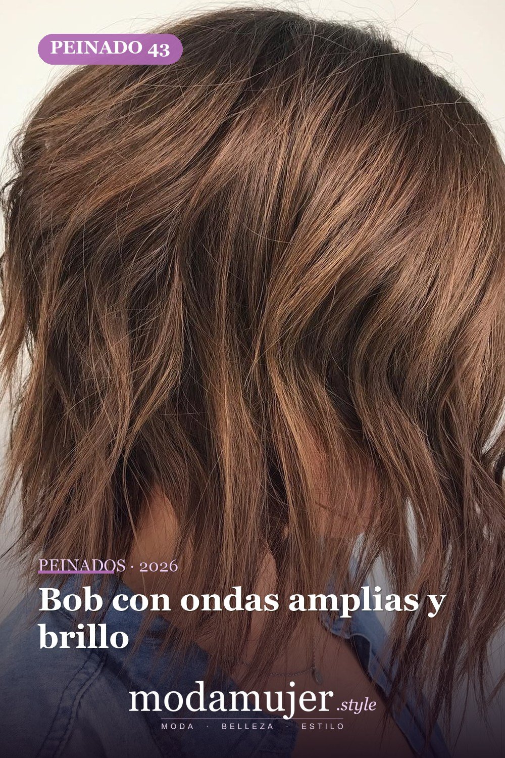 Bob con ondas amplias y brillo — 50 bobs desordenados más bonitos y modernos que vale la pena probar en 2026