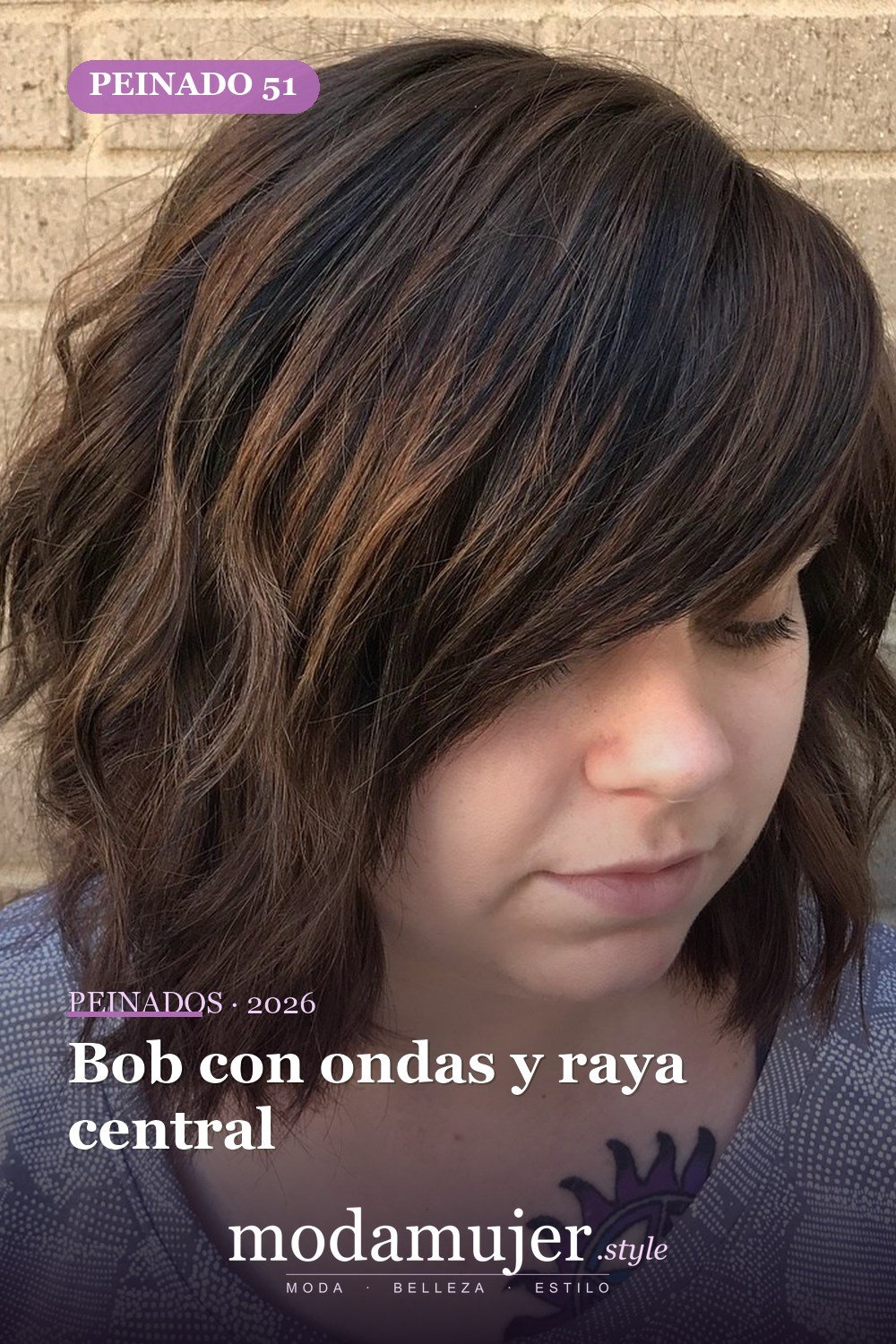 Bob con ondas y raya central — 50 cortes de pelo Bob versátiles para caras redondas para 2026