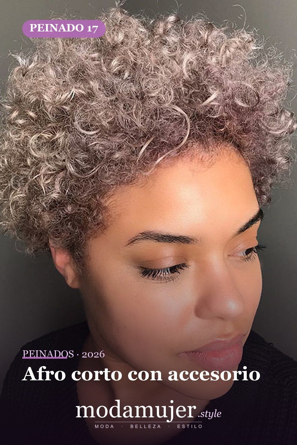 Afro corto con accesorio — 50 cortes de pelo cortos para mujeres negras