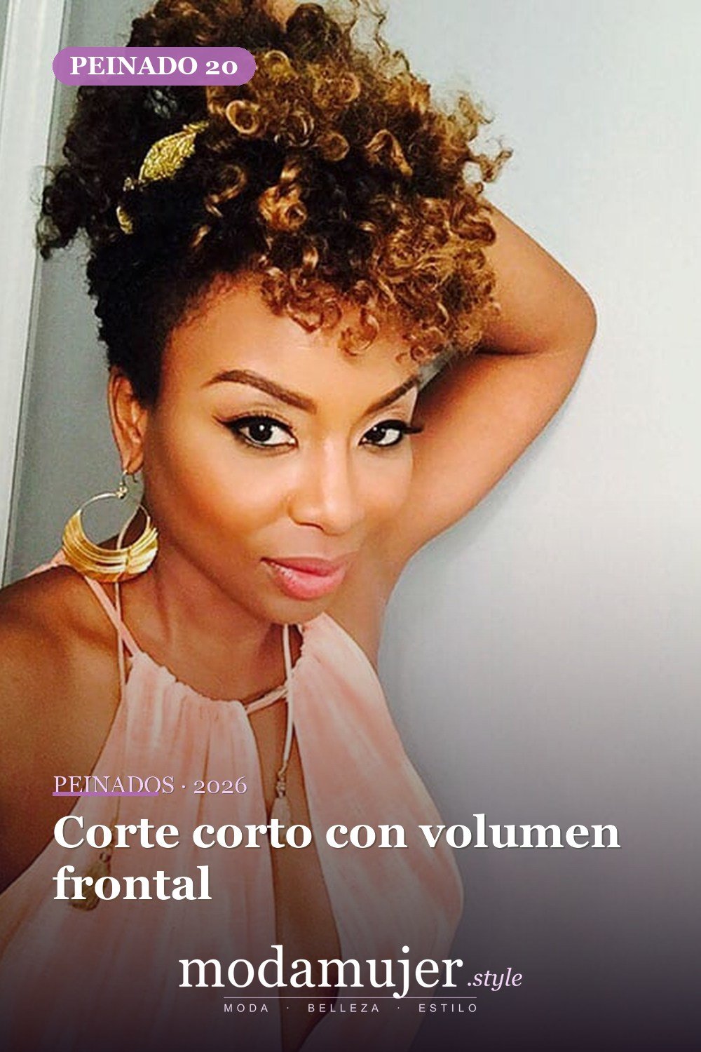 Corte corto con volumen frontal — 50 cortes de pelo cortos para mujeres negras