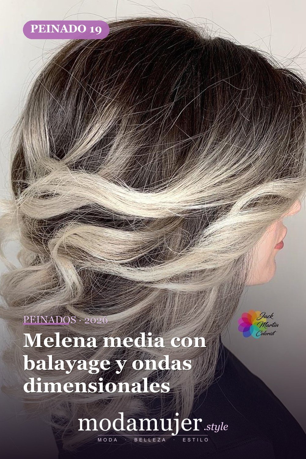 Melena suelta con ondas dimensionales — 50 cortes de pelo medianos para mujeres que serán enormes en 2026