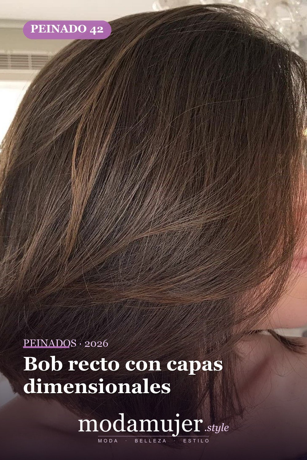 Capas dimensionales en melena lisa — 50 cortes de pelo medianos para mujeres que serán enormes en 2026