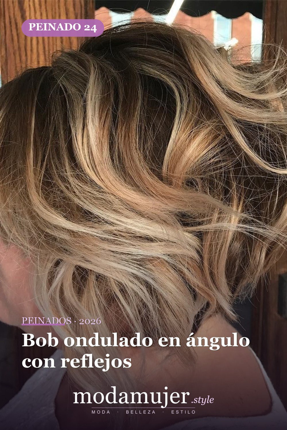 Bob ondulado en ángulo con reflejos — 50 cortes de pelo ondulados cortos absolutamente nuevos para 2026