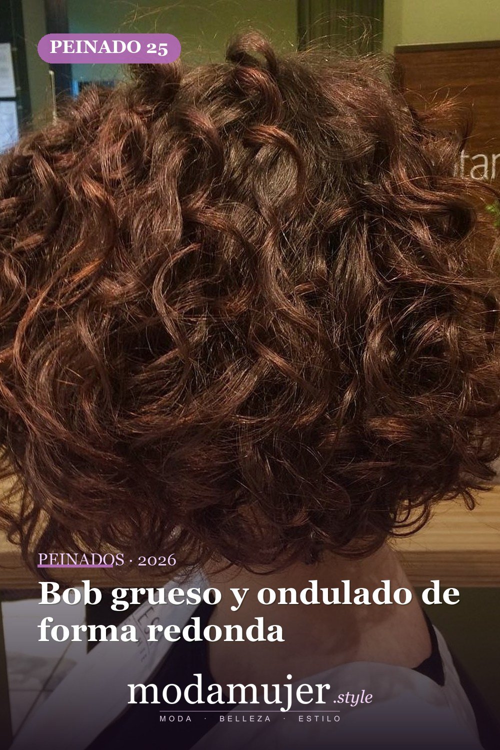 Bob grueso y ondulado de forma redonda — 50 cortes de pelo ondulados cortos absolutamente nuevos para 2026