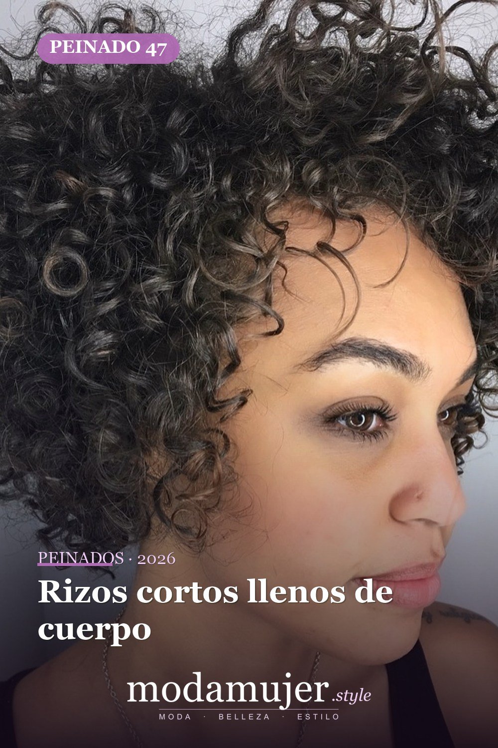 Rizos cortos llenos de cuerpo — 50 cortes de pelo ondulados cortos absolutamente nuevos para 2026