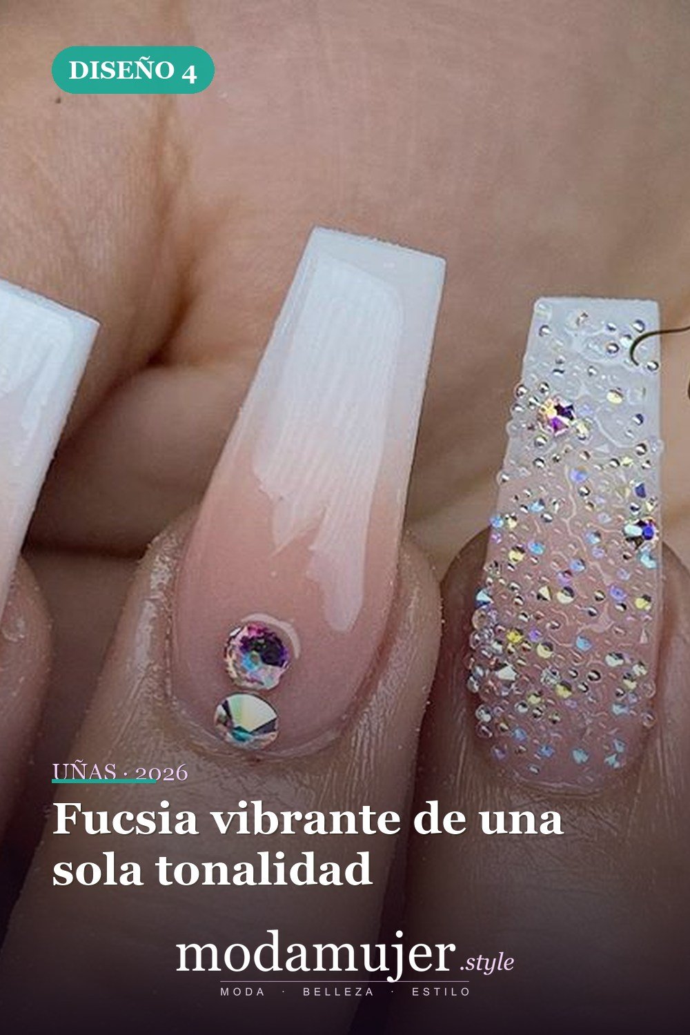Fucsia vibrante de una sola tonalidad — 50 Diseños de uñas en rosa más llamativos
