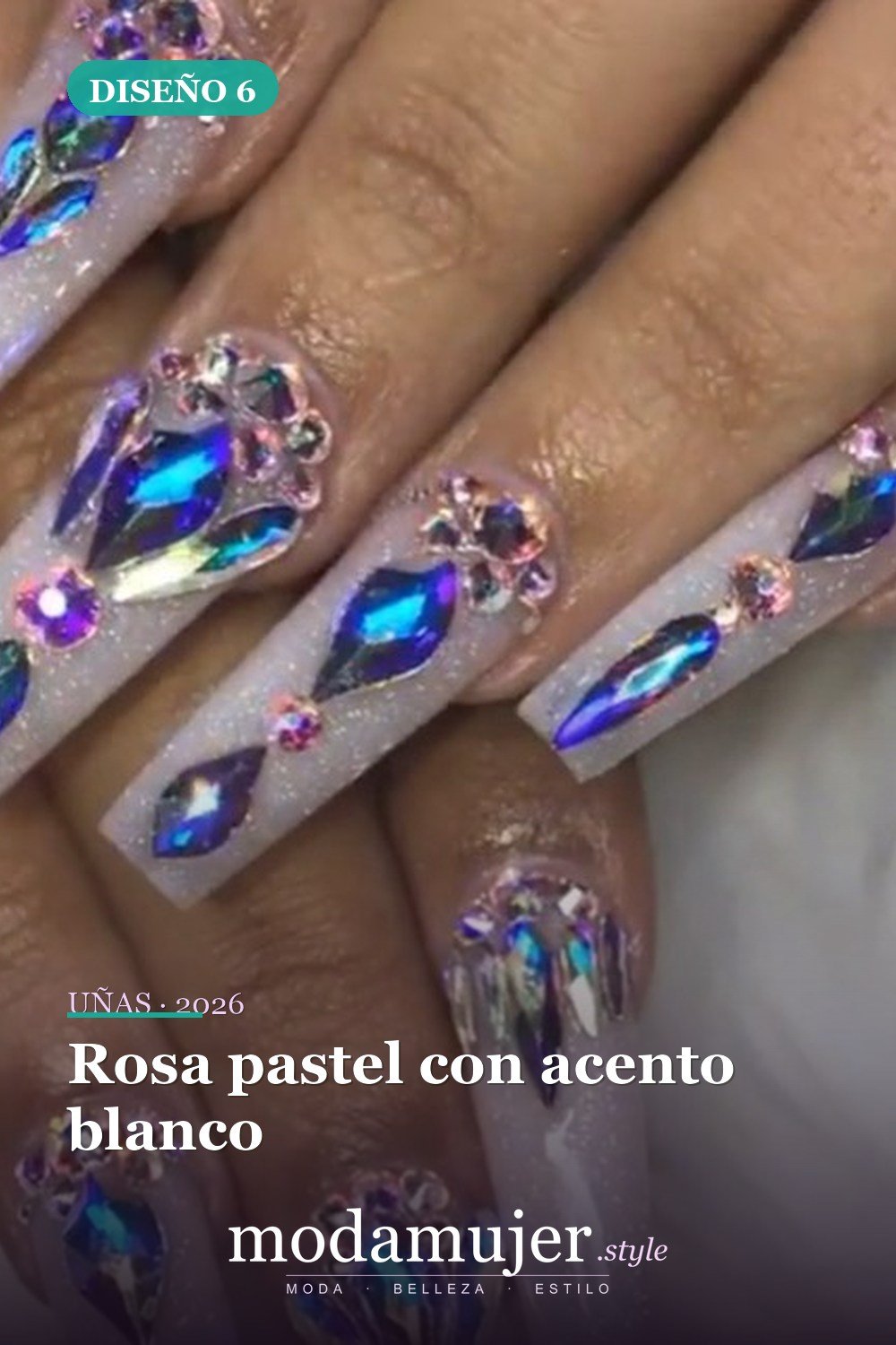 Rosa pastel con acento blanco — 50 Diseños de uñas en rosa más llamativos