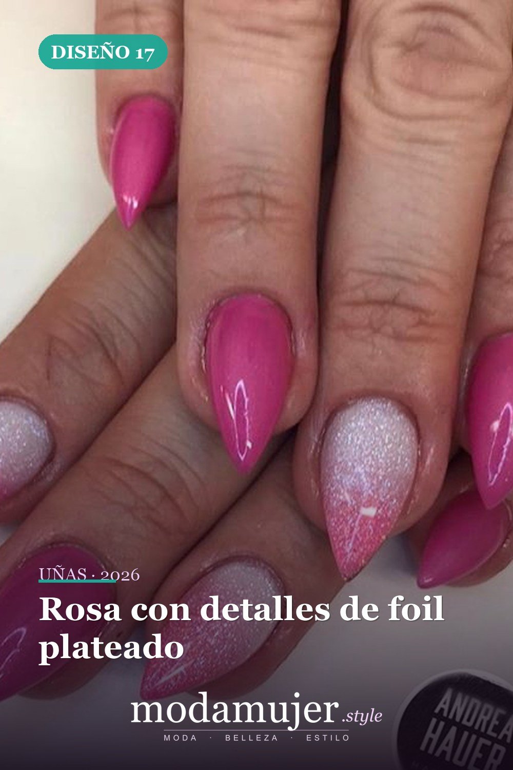 Rosa con detalles de foil plateado — 50 Diseños de uñas en rosa más llamativos