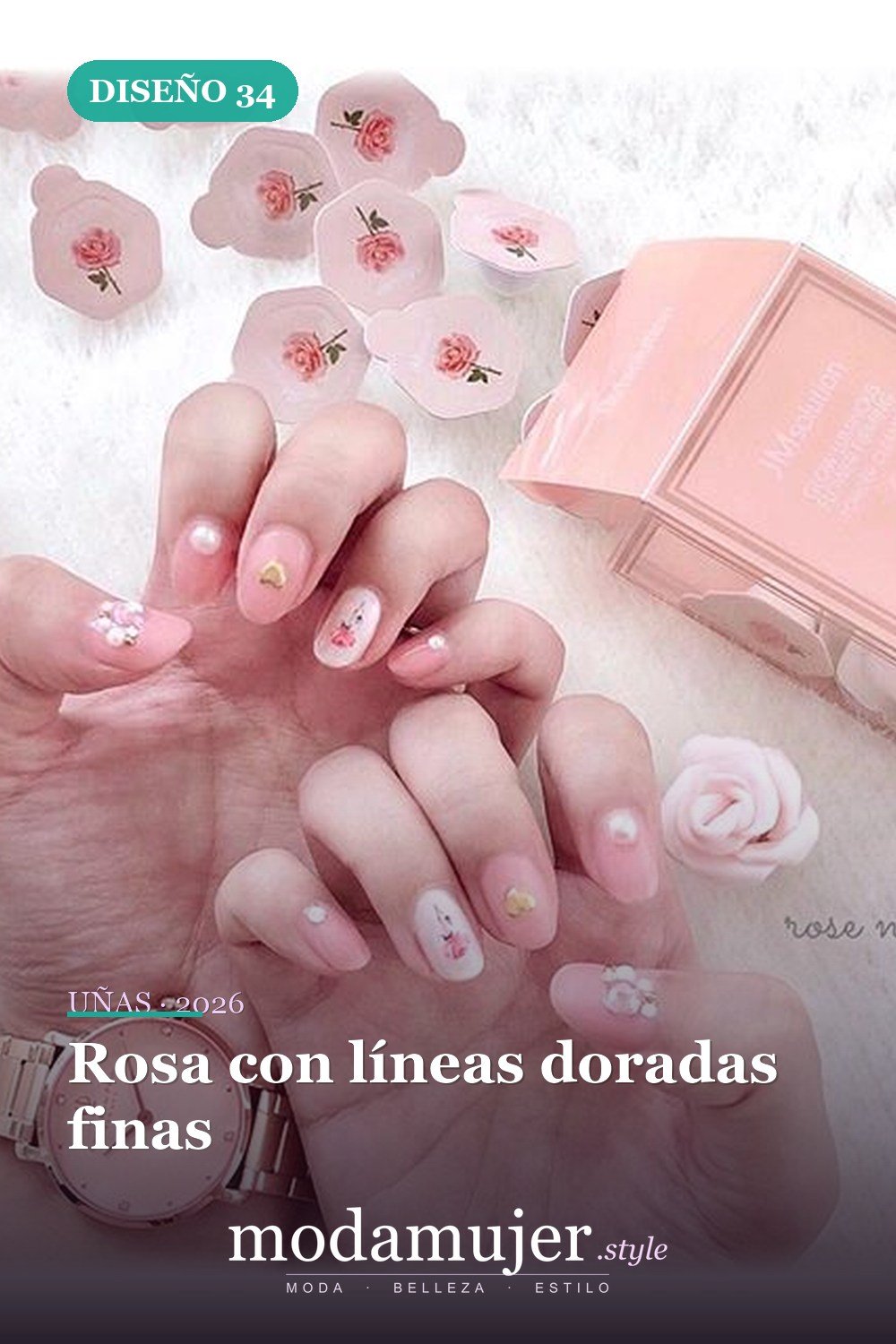 Rosa con líneas doradas finas — 50 Diseños de uñas en rosa más llamativos