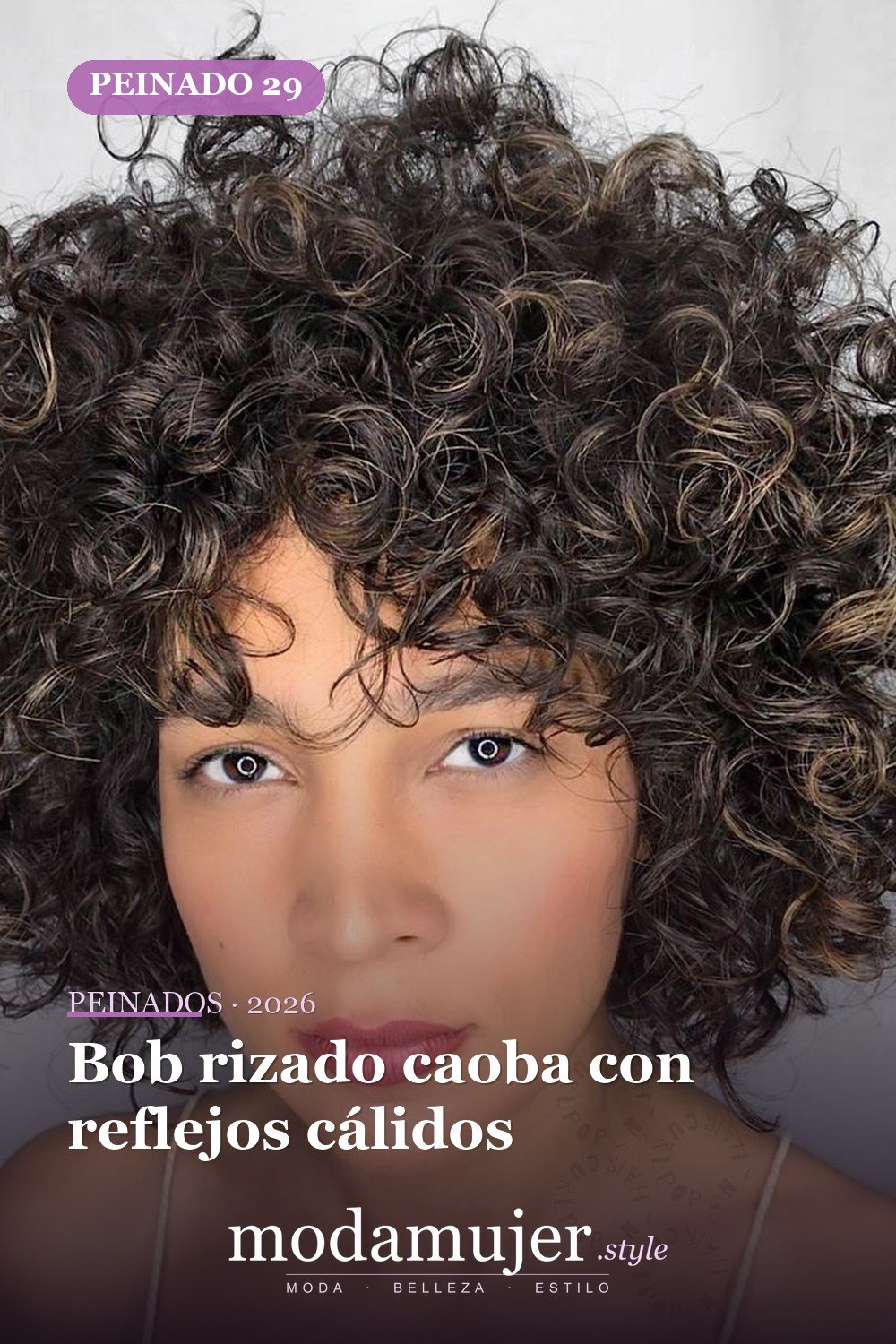 Bob rizado caoba con reflejos cálidos — 50 ideas de bob rizado: los mejores peinados de 2026 para cada tipo de rizo