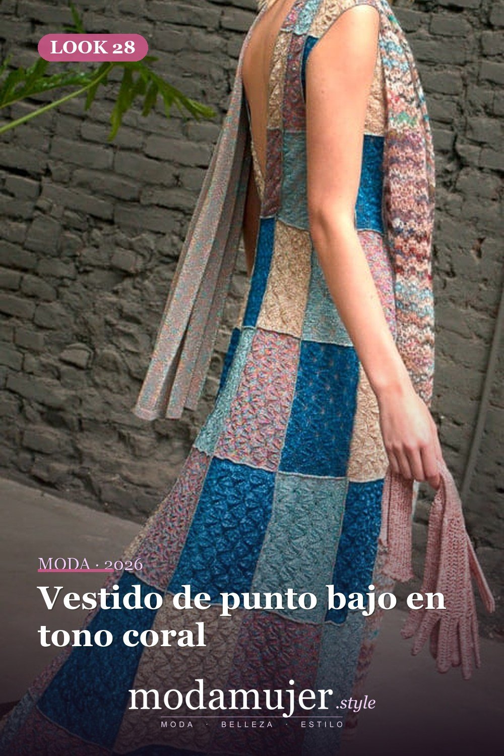 Vestido de punto bajo en tono coral — 50+ Ideas e imágenes de patrones de vestido de ganchillo elegantes