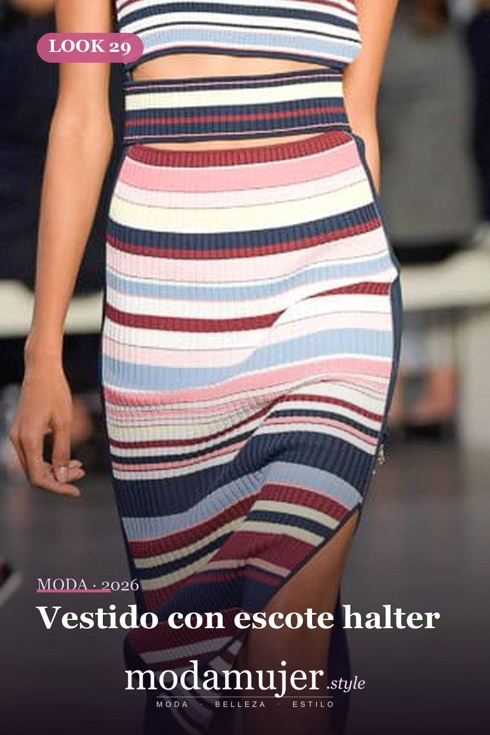 Vestido con escote halter — 50+ Ideas e imágenes de patrones de vestido de ganchillo elegantes