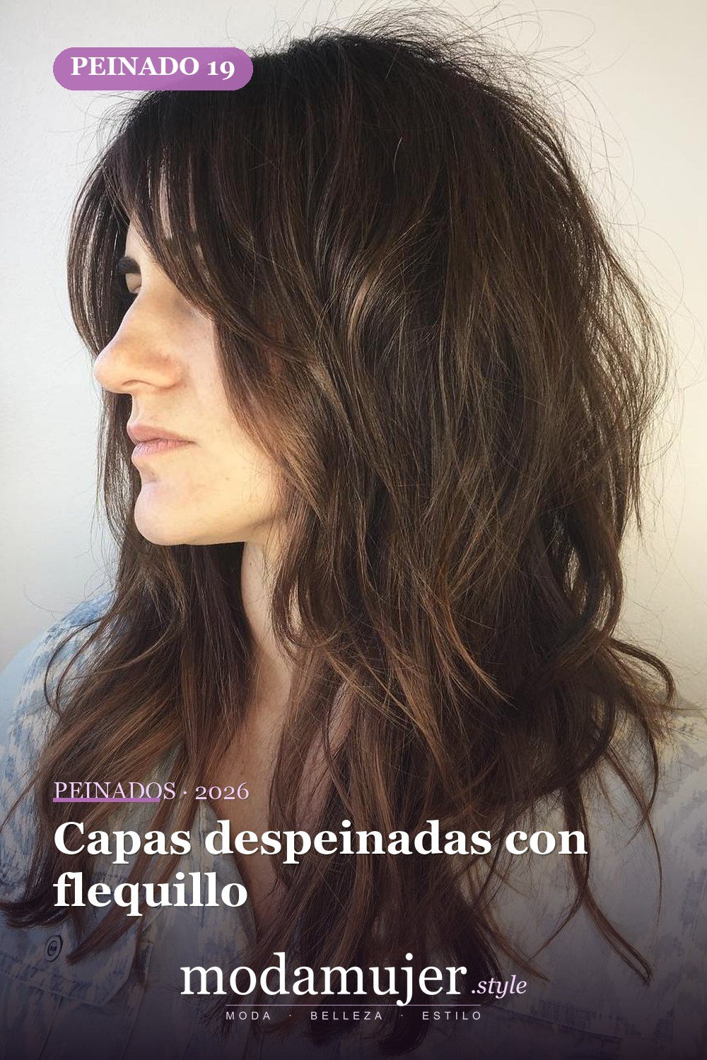 Capas despeinadas con flequillo — 50 ideas y tendencias de corte de pelo de pelusa larga