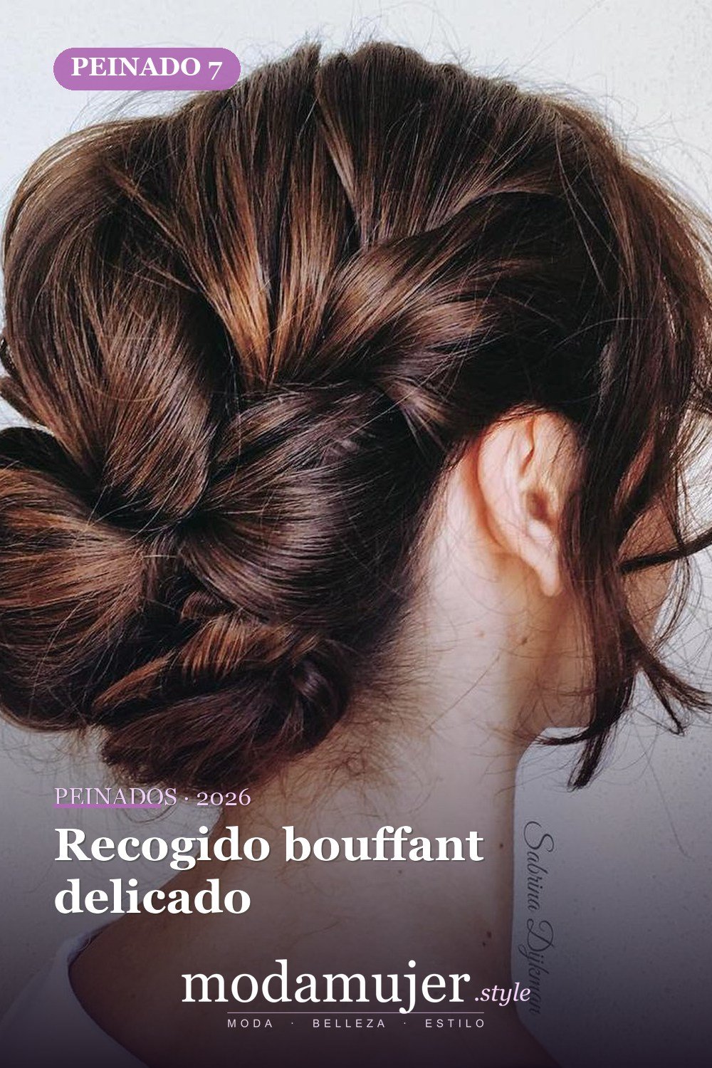 Recogido bouffant delicado — 50 maravillosos peinados para cabello medio que inspiran nuevos looks