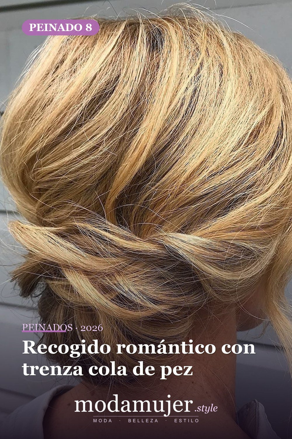 Recogido romántico con trenza cola de pez — 50 maravillosos peinados para cabello medio que inspiran nuevos looks