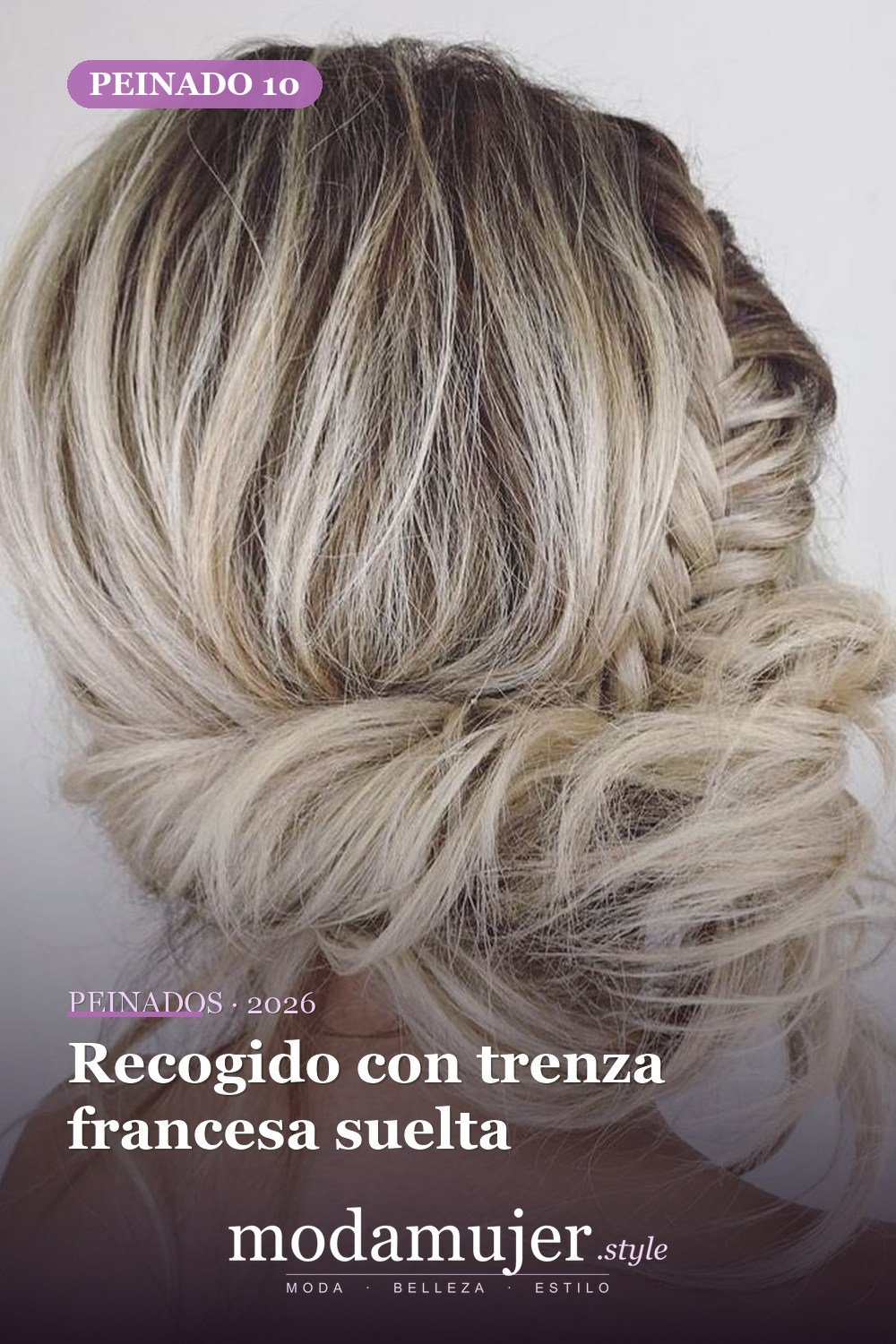 Recogido con trenza francesa suelta — 50 maravillosos peinados para cabello medio que inspiran nuevos looks