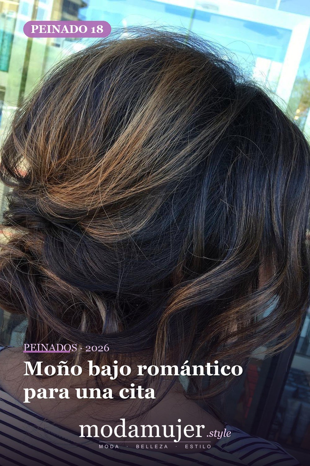 Moño bajo romántico para una cita — 50 maravillosos peinados para cabello medio que inspiran nuevos looks
