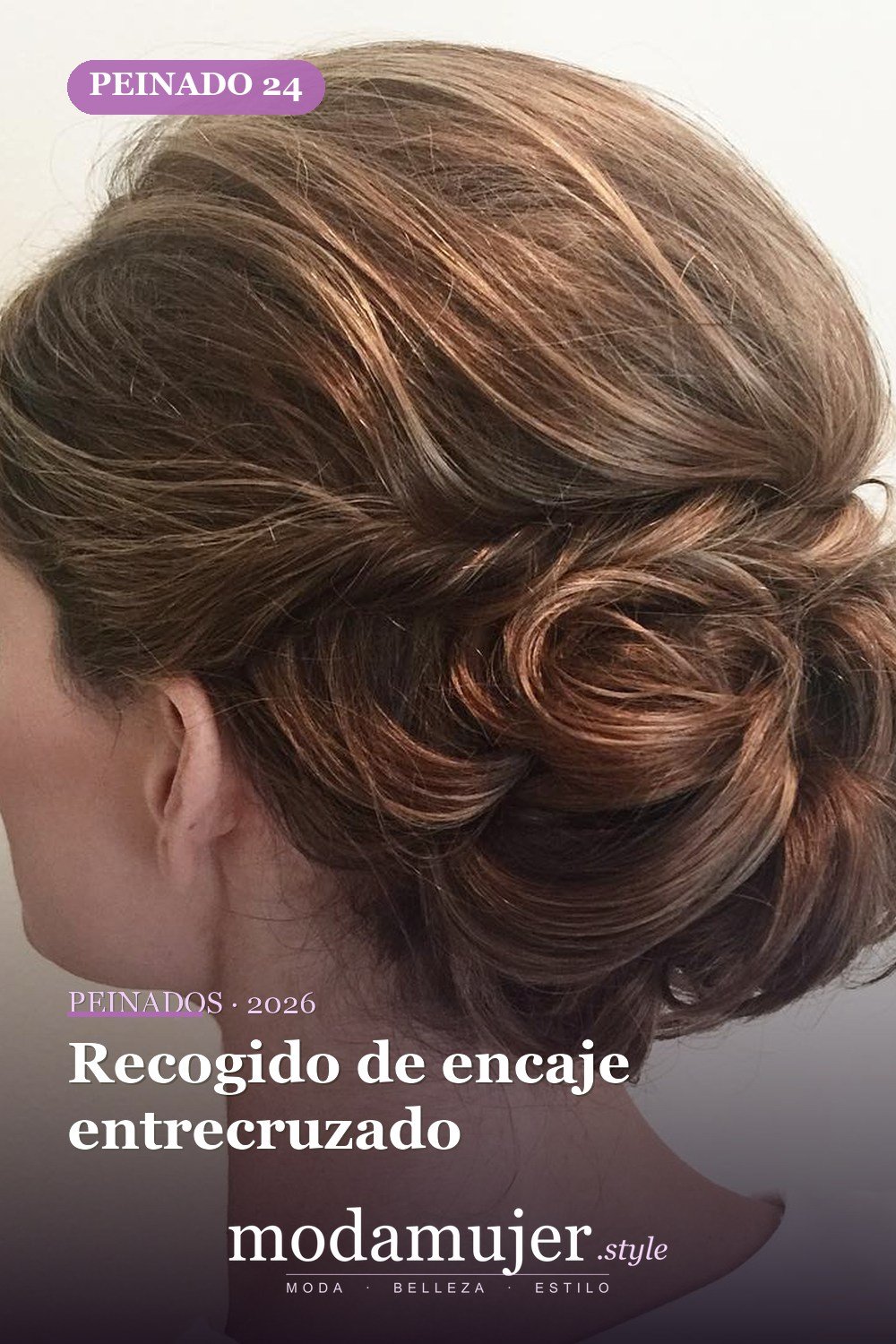 Recogido de encaje entrecruzado — 50 maravillosos peinados para cabello medio que inspiran nuevos looks