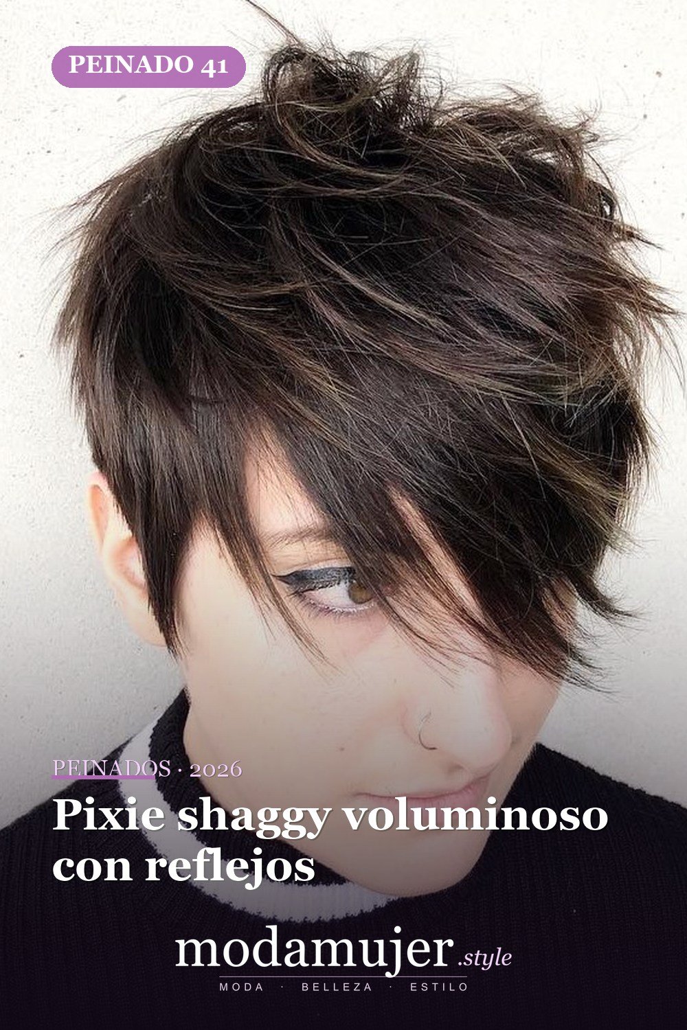 Pixie shaggy voluminoso con reflejos — 50 mejores ideas de cortes y peinados pixie para 2026
