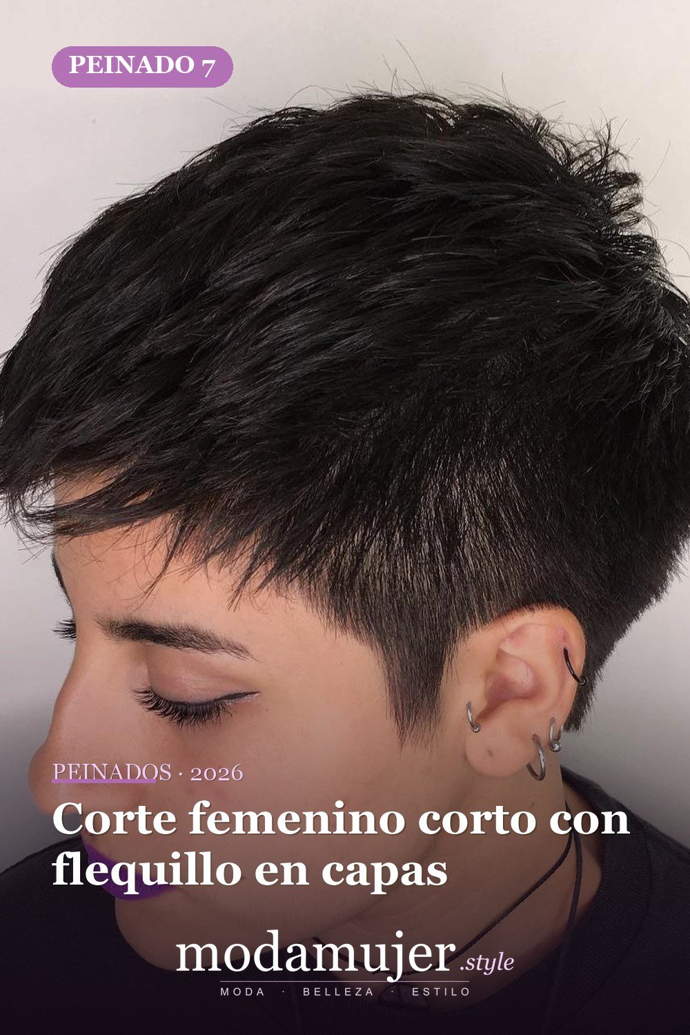 Corte femenino corto con flequillo en capas — 50 nuevas ideas de corte de duendecillo con flequillo para la temporada actual