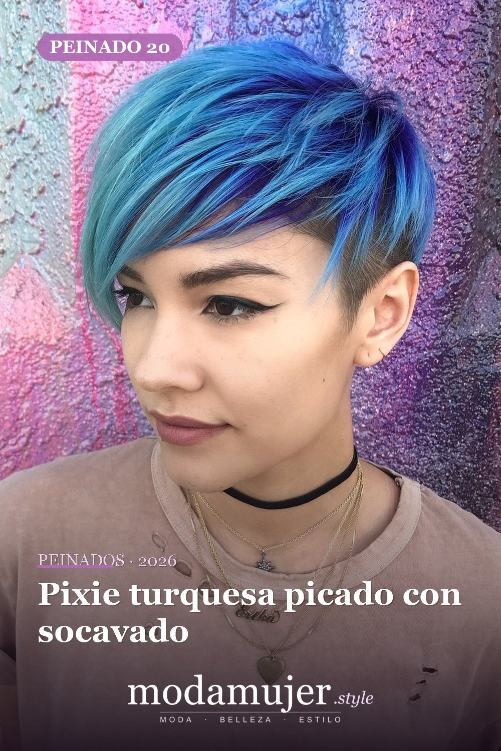 Pixie turquesa picado con socavado — 50 nuevas ideas de corte de duendecillo con flequillo para la temporada actual
