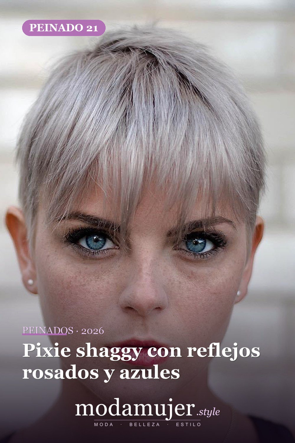 Pixie shaggy con reflejos rosados y azules — 50 nuevas ideas de corte de duendecillo con flequillo para la temporada actual