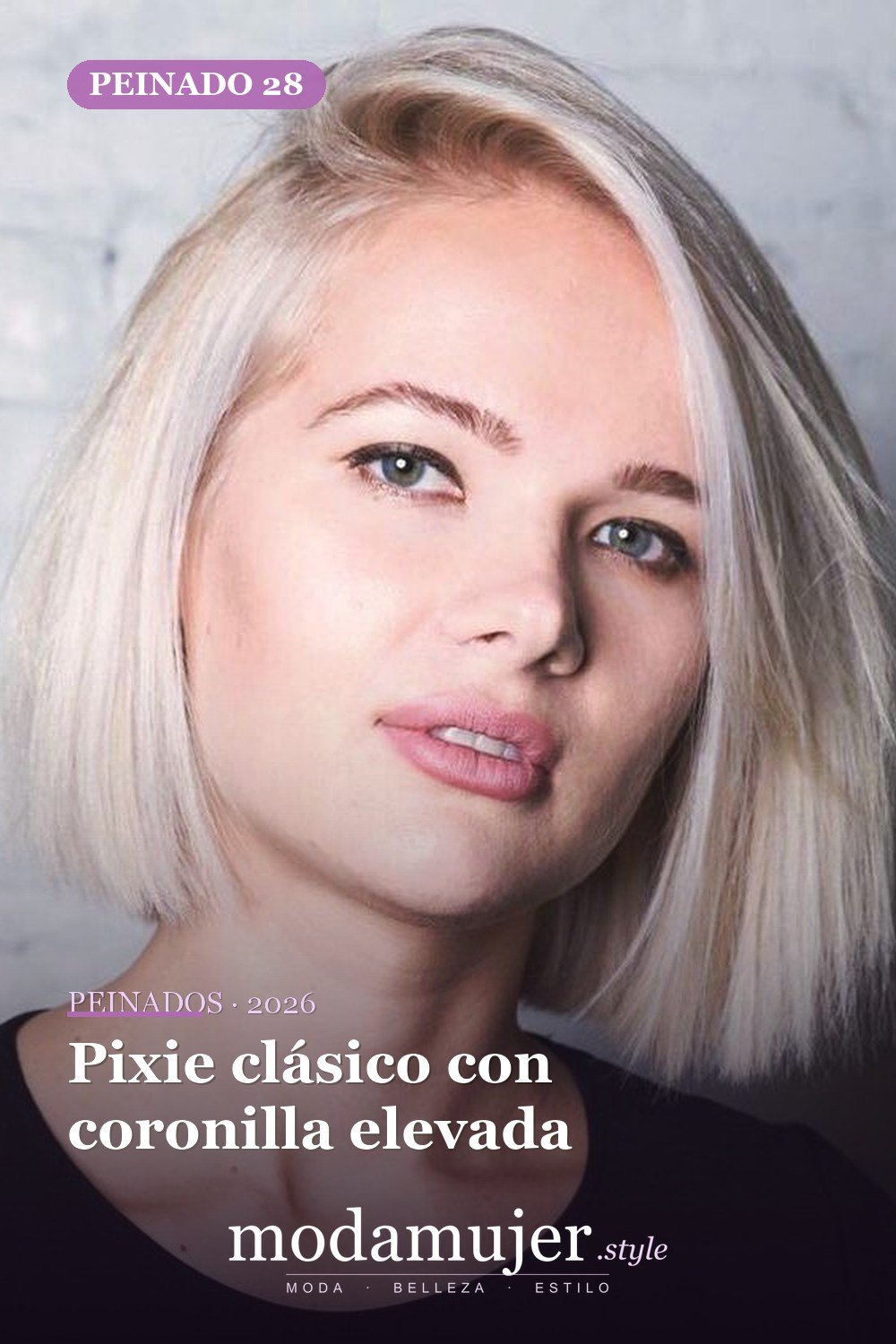Pixie clásico con coronilla elevada — 50 peinados cortos para caras redondas con efecto adelgazante