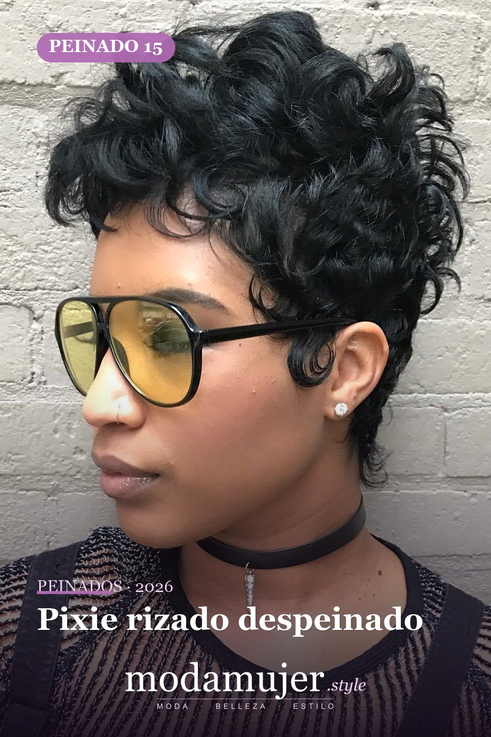 Pixie rizado despeinado — 50 peinados cortos para mujeres negras que roban todas las miradas
