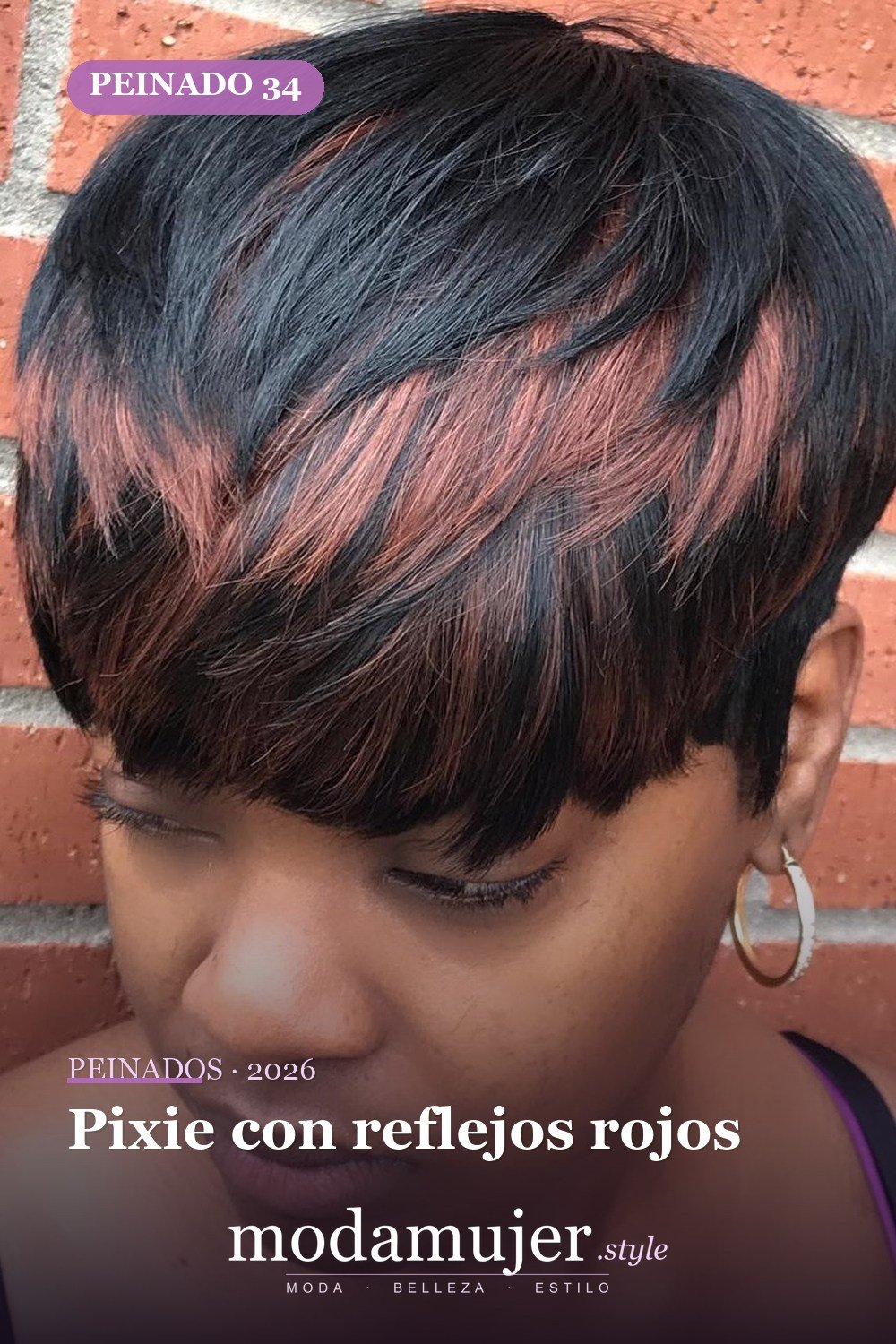 Pixie con reflejos rojos — 50 peinados cortos para mujeres negras que roban todas las miradas