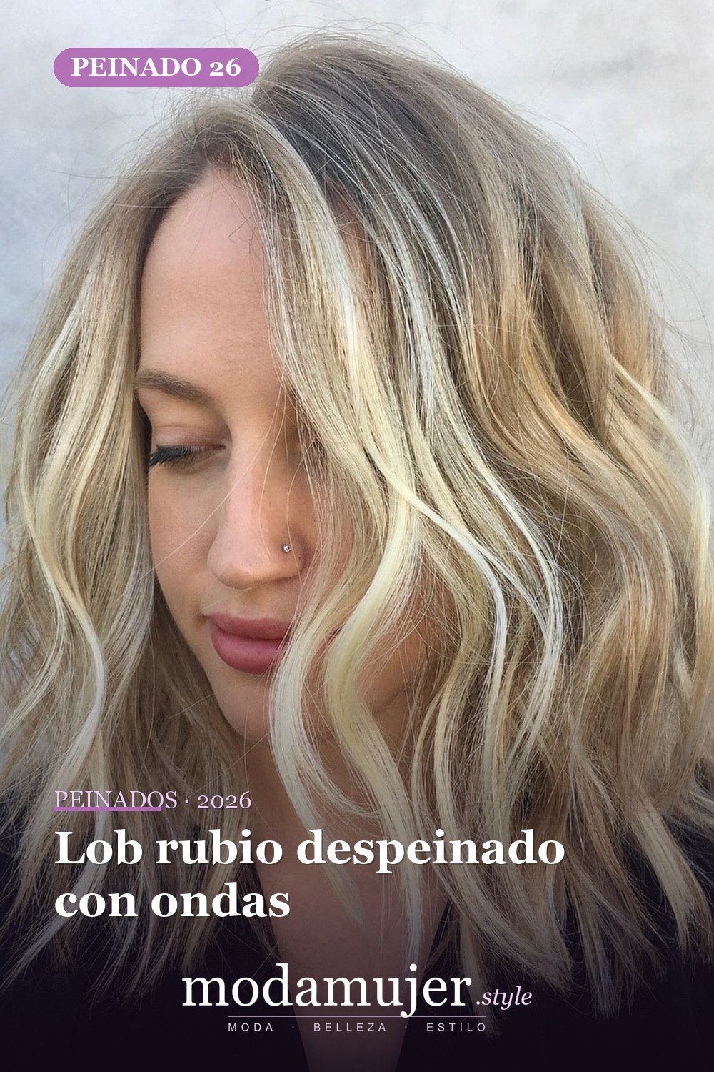 Lob rubio despeinado con ondas — 50 peinados de longitud media sin falla para cabello fino