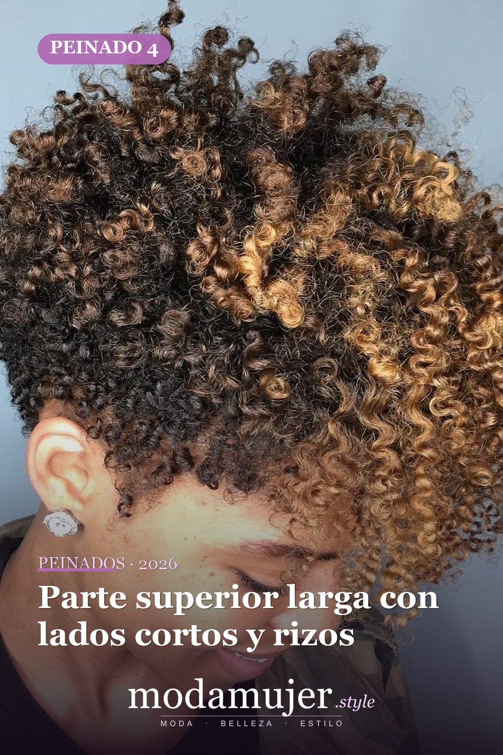 Parte superior larga con lados cortos y rizos — 50 peinados impresionantes para cabello natural corto