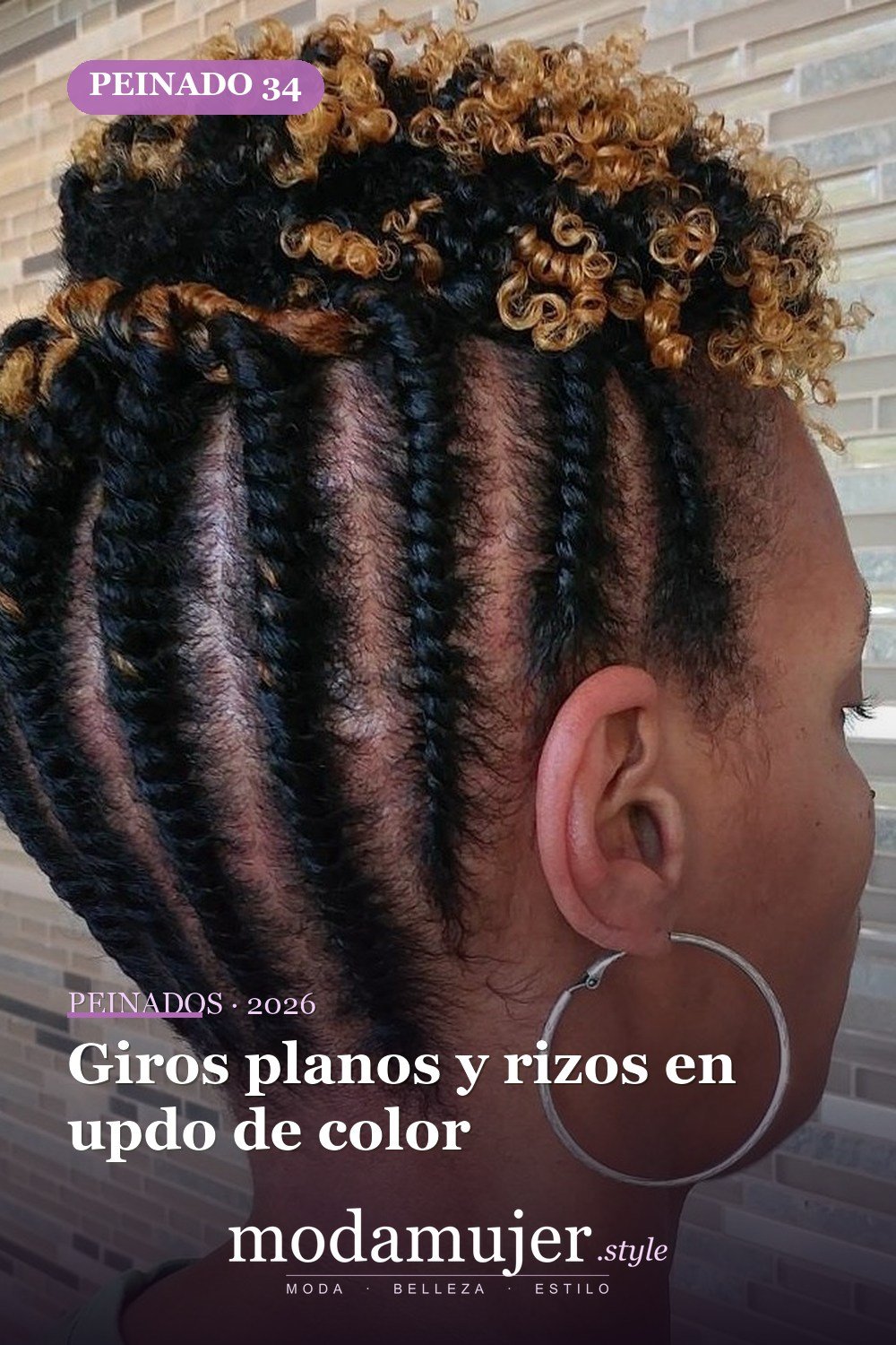 Giros planos y rizos en updo de color — 50 peinados impresionantes para cabello natural corto