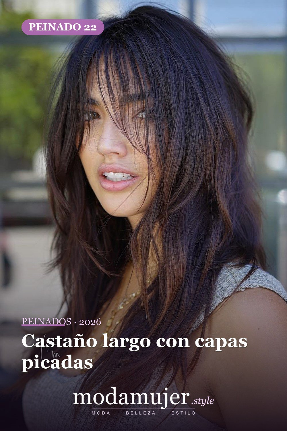 Castaño largo con capas picadas — 50 peinados largos con capas para 2026
