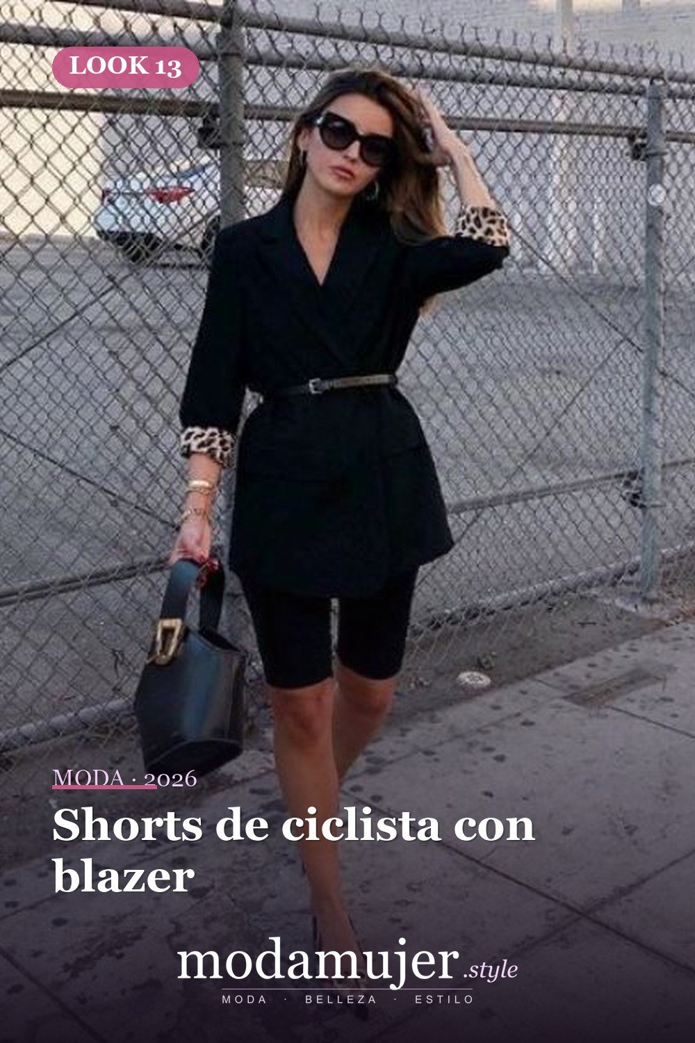Shorts de ciclista con blazer — 52 trajes muy sexys para el trabajo