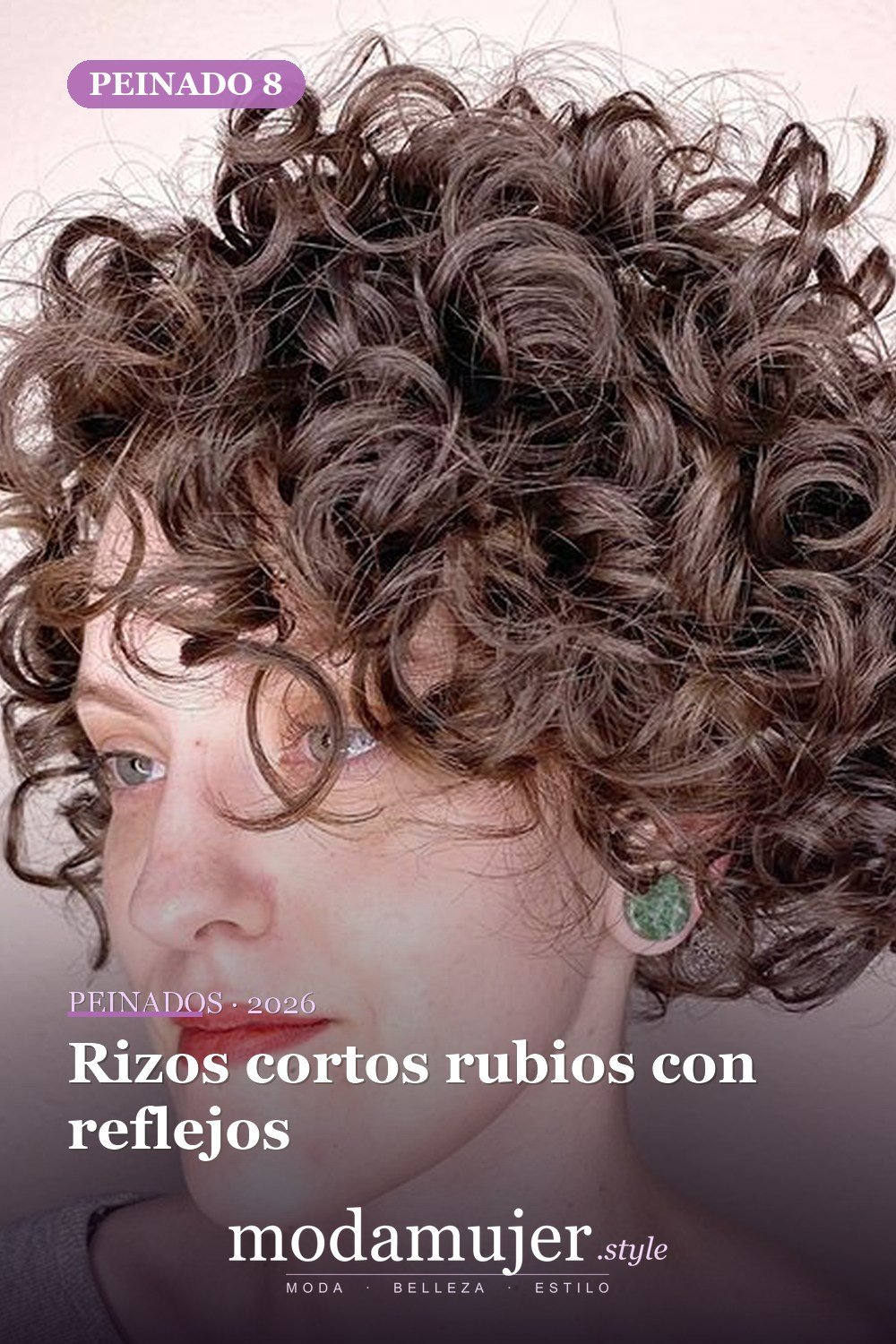 Rizos cortos rubios con reflejos — 53 opciones de peinados rizos cortos