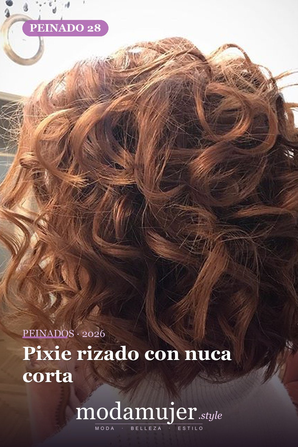 Pixie rizado con nuca corta — 53 opciones de peinados rizos cortos