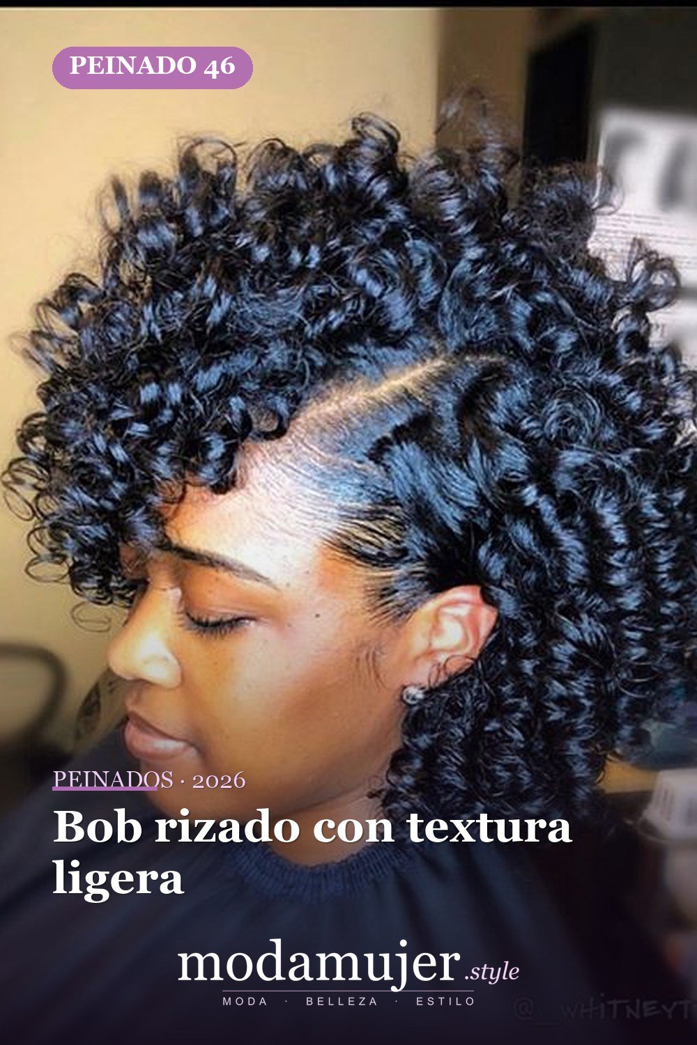 Bob rizado con textura ligera — 53 opciones de peinados rizos cortos