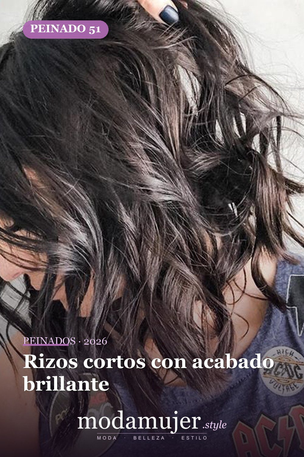 Rizos cortos con acabado brillante — 53 opciones de peinados rizos cortos