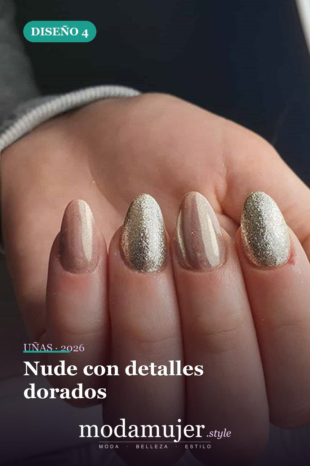Nude con detalles dorados — 54 Diseños de uñas doradas para tu próxima visita al salón