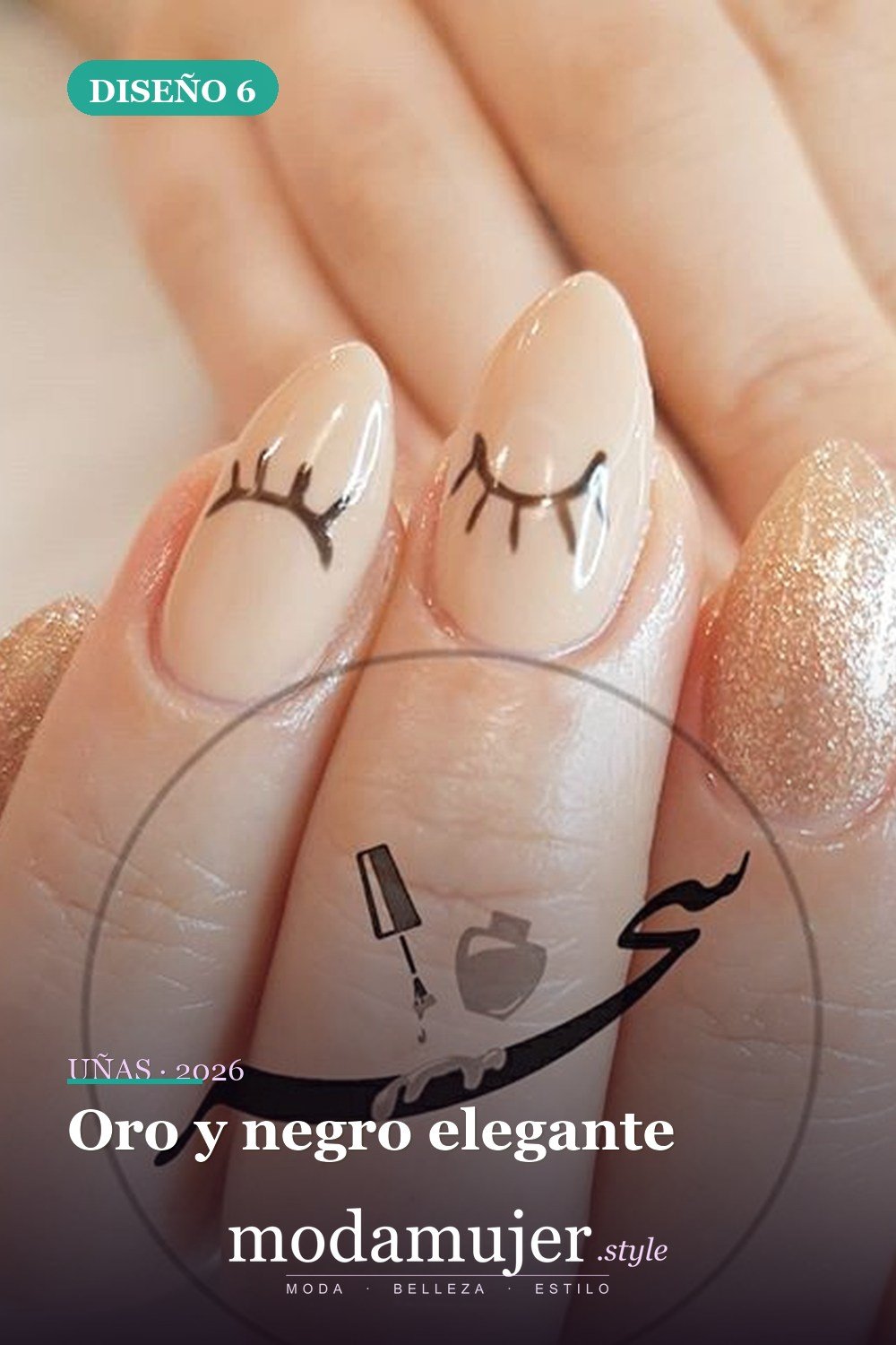 Oro y negro elegante — 54 Diseños de uñas doradas para tu próxima visita al salón