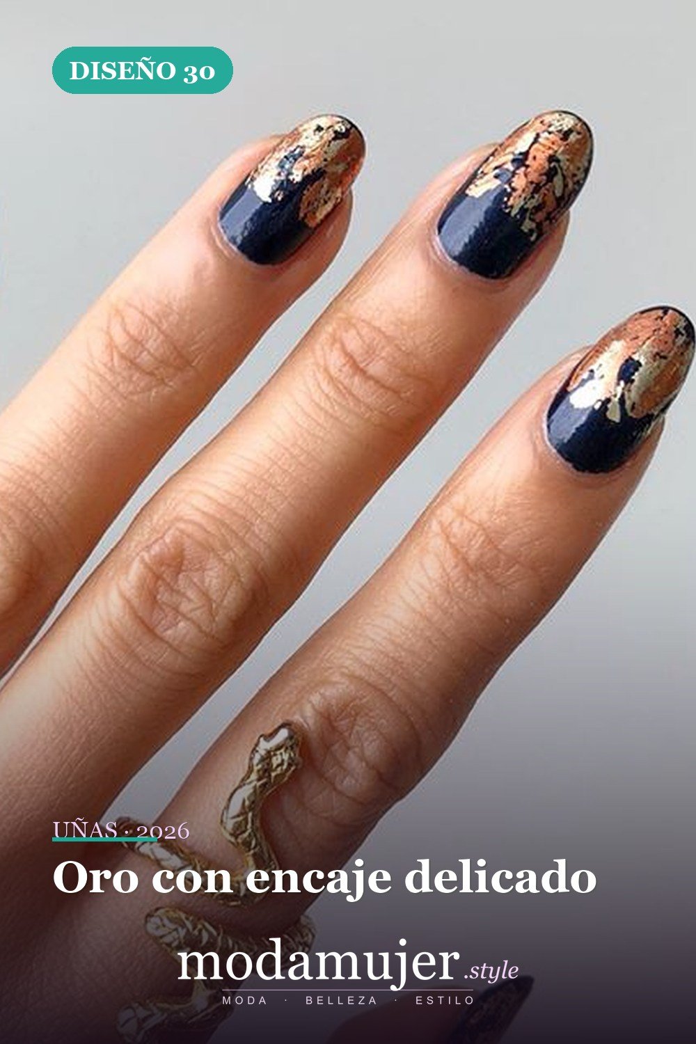 Oro con encaje delicado — 54 Diseños de uñas doradas para tu próxima visita al salón