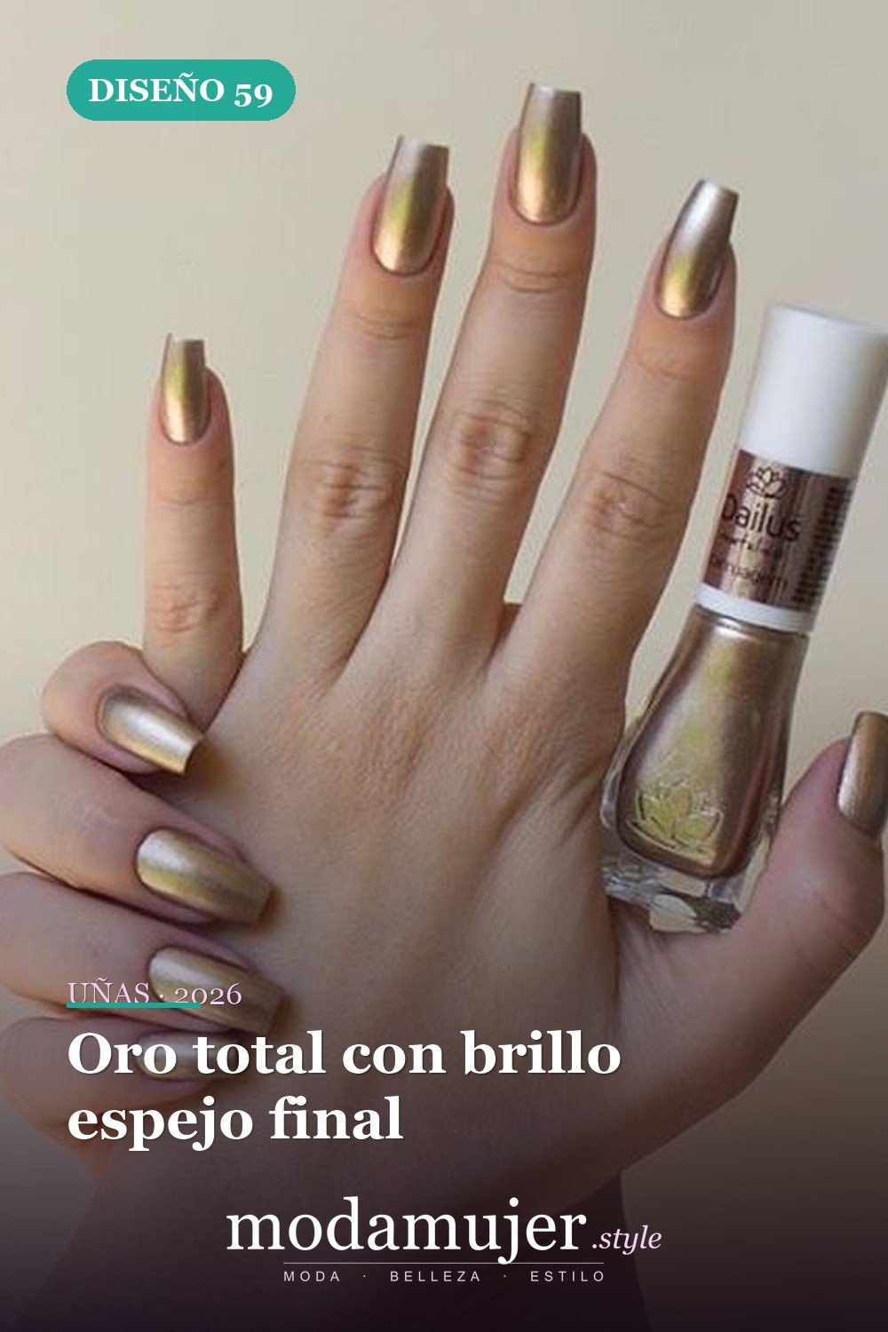 Oro total con brillo espejo final — 54 Diseños de uñas doradas para tu próxima visita al salón