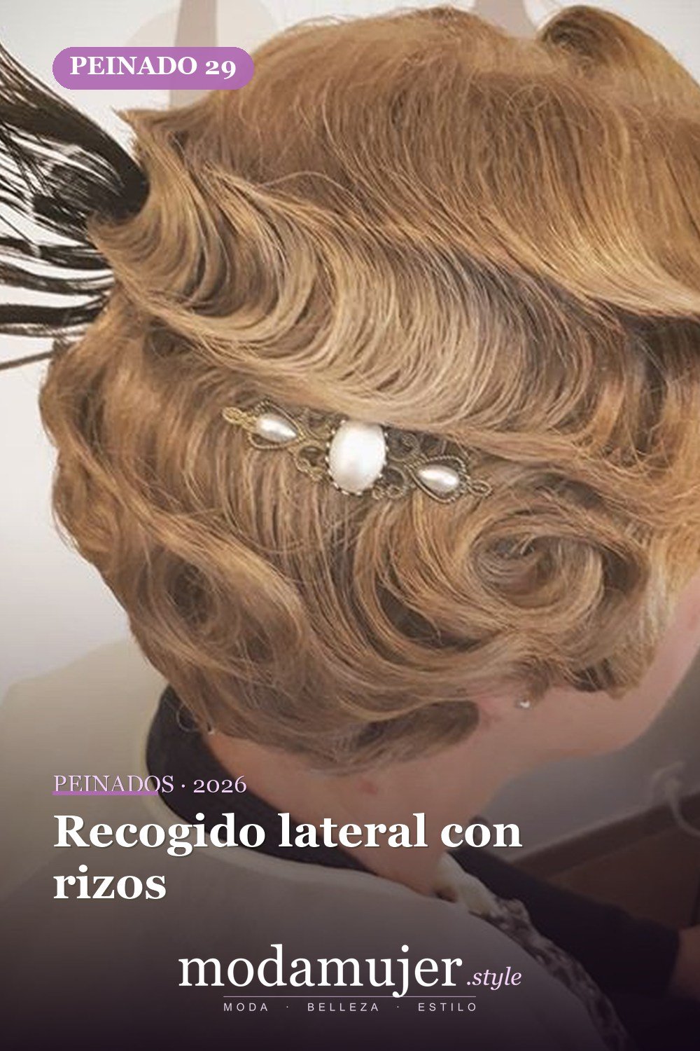 Recogido lateral con rizos — 54 mejores peinados estilo años 50: rockabilly y pin-up