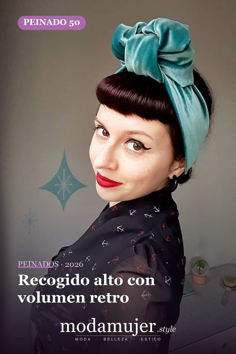 Recogido alto con volumen retro — 54 mejores peinados estilo años 50: rockabilly y pin-up