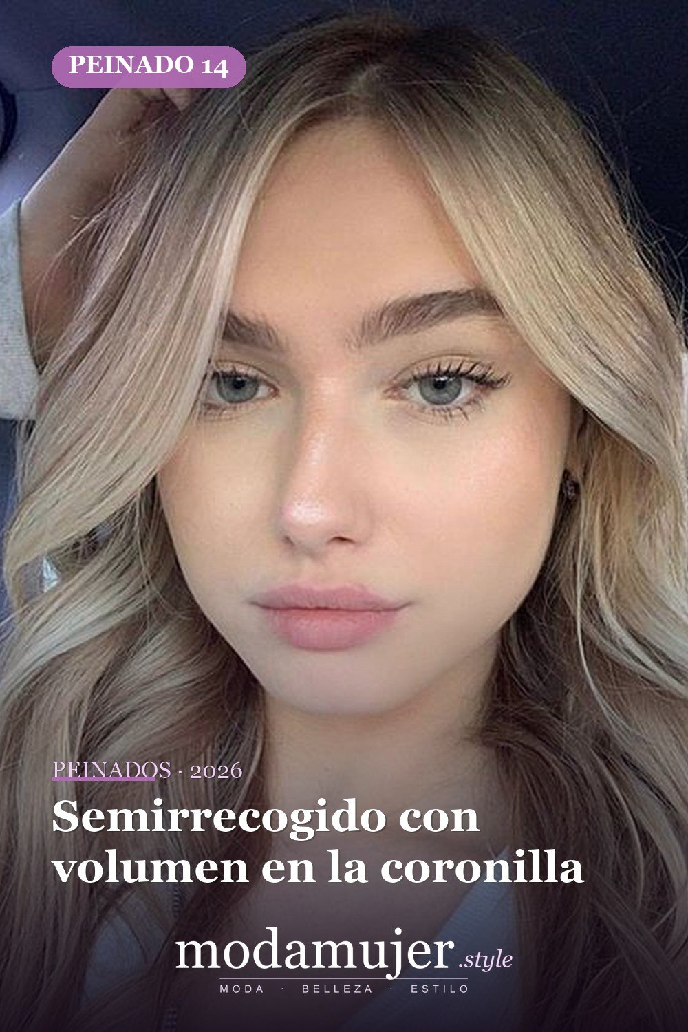Semirrecogido con volumen en la coronilla — 56 mejores peinados para mujeres con entradas o línea del cabello que retrocede