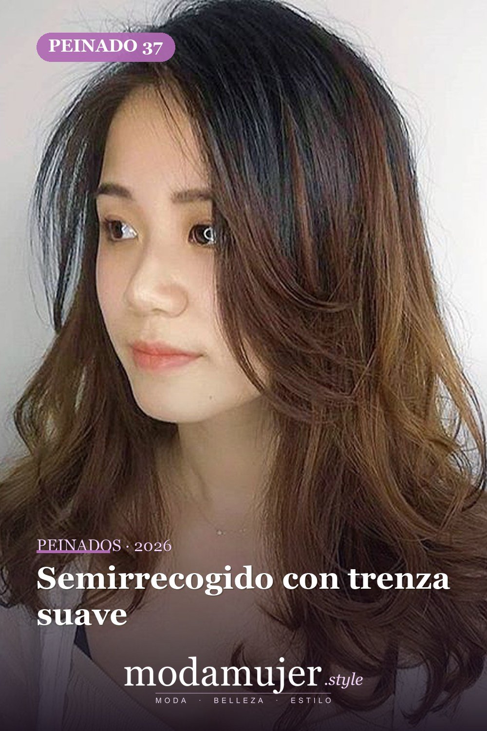 Semirrecogido con trenza suave — 56 mejores peinados para mujeres con entradas o línea del cabello que retrocede