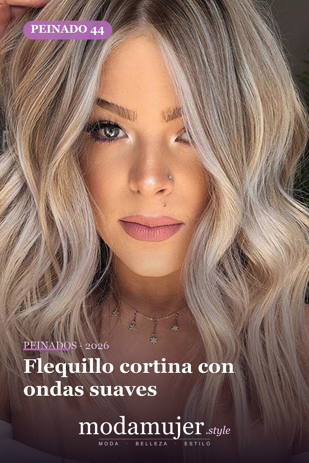 Flequillo cortina con ondas suaves — 56 mejores peinados para mujeres con entradas o línea del cabello que retrocede