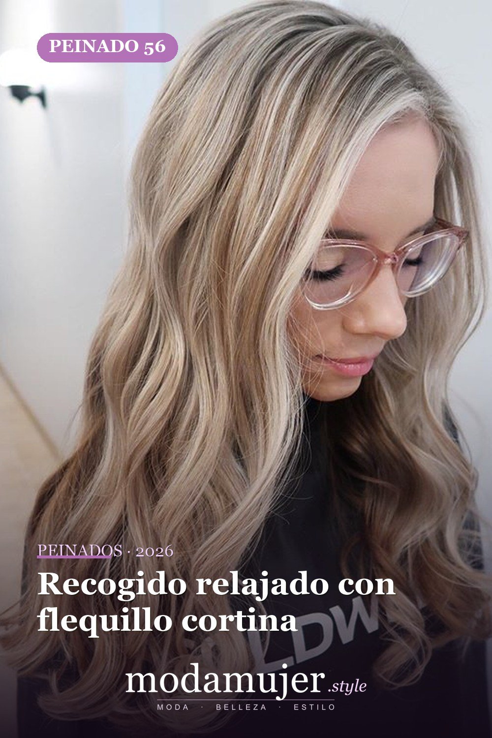 Recogido relajado con flequillo cortina — 56 mejores peinados para mujeres con entradas o línea del cabello que retrocede